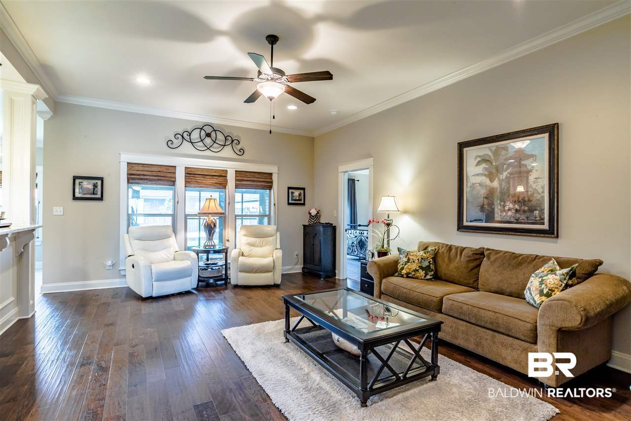 8686 Rosedown Lane Daphne, AL 36526 - Photo 4 of 29 Living Room