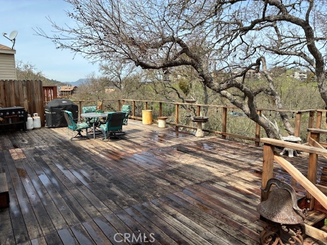 2377 Comanche Way Paso Robles, CA 93446 - Photo 16 of 33 a view of outdoor space with seating