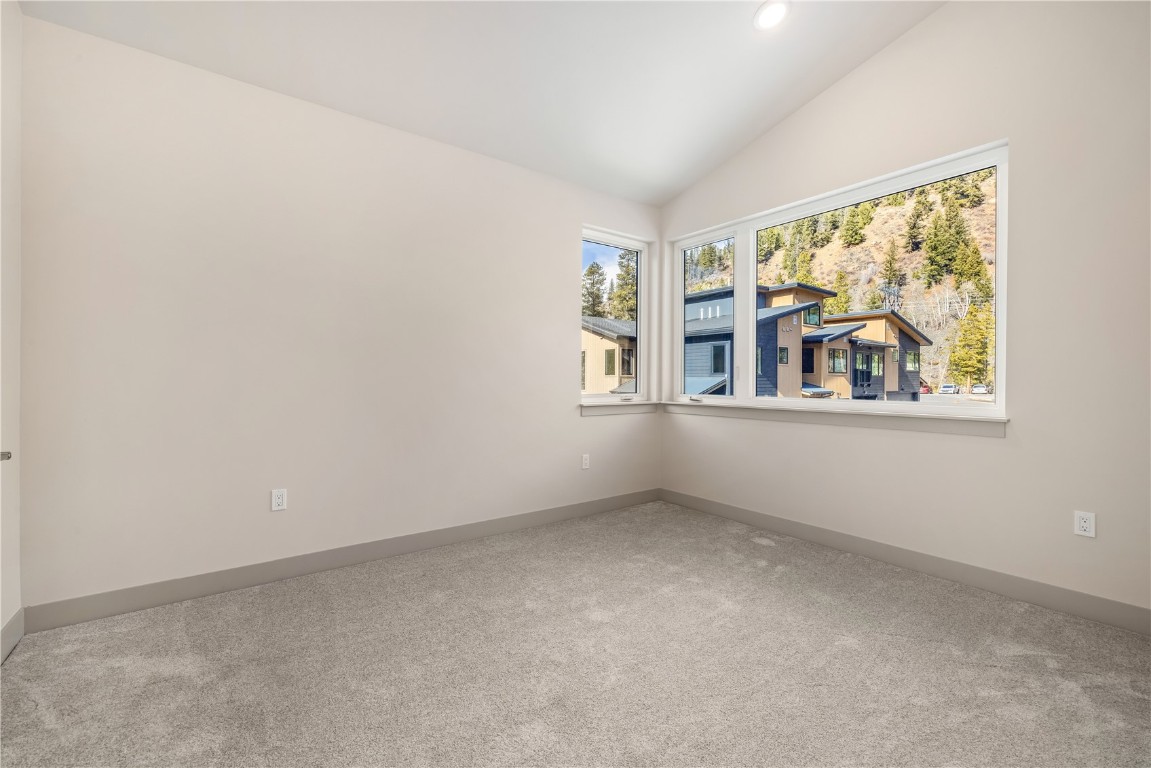 632 Montezuma Road, Unit C3 Keystone, CO 80435 - Photo 11 of 30 Primary bedroom