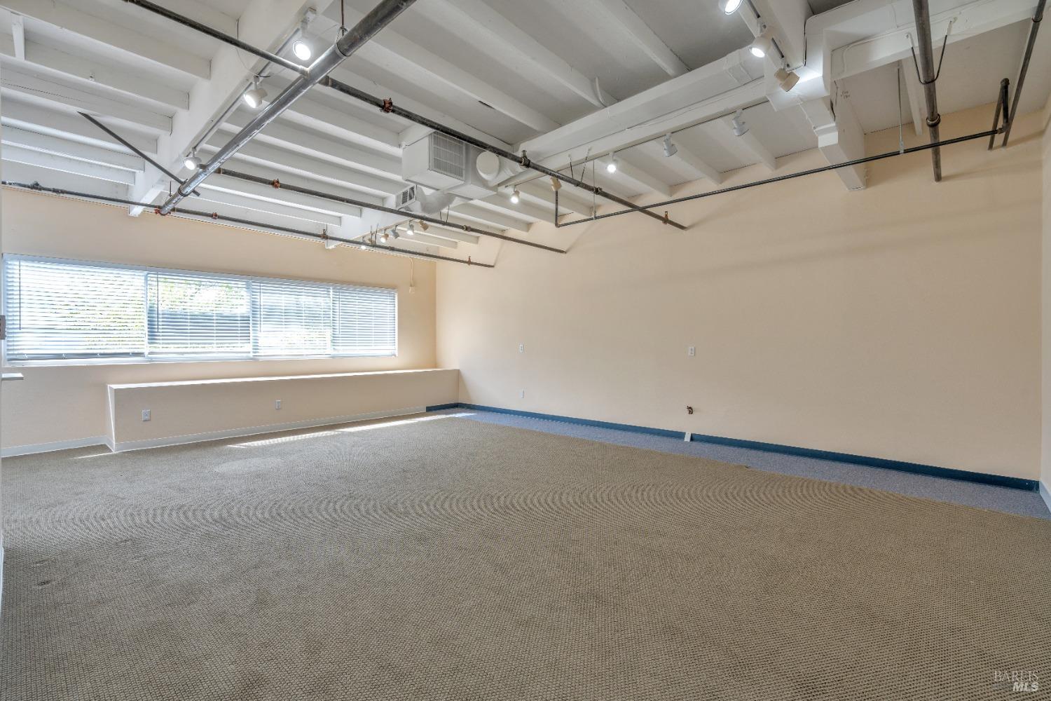 74 Digital Drive, Unit 11 Novato, CA 94949 - Photo 5 of 32