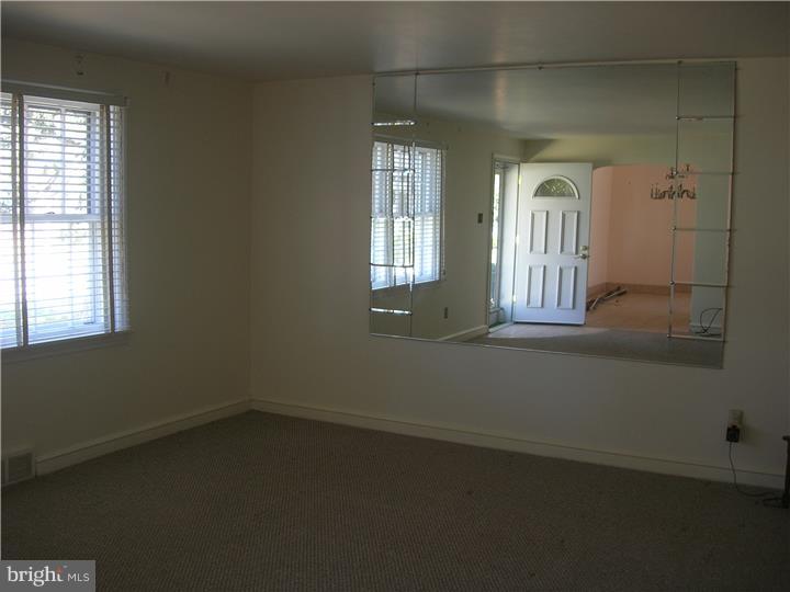 121 East Manoa Road Havertown, PA 19083 - Photo 5 of 10 Living Room