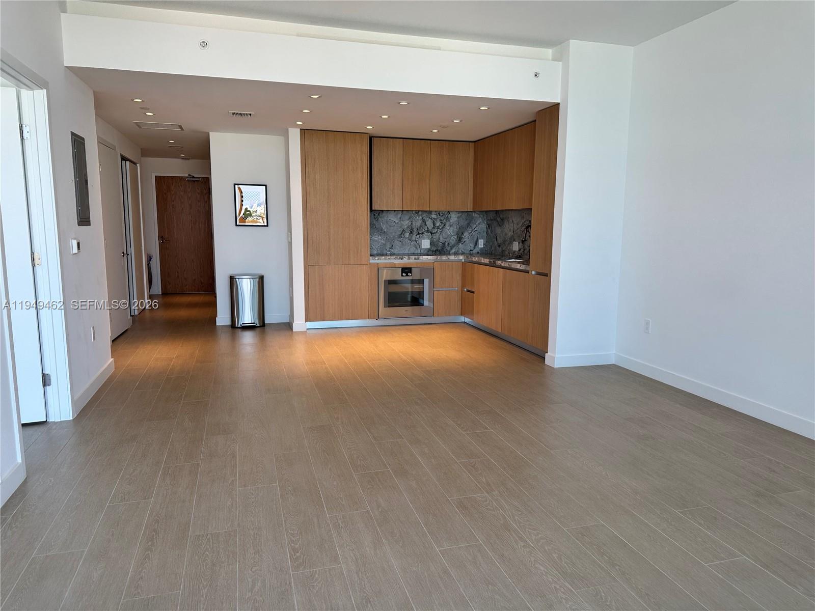 500 Alton Road, Unit 1408 Miami Beach, FL 33139 - Photo 16 of 21 a view of a kitchen and a window