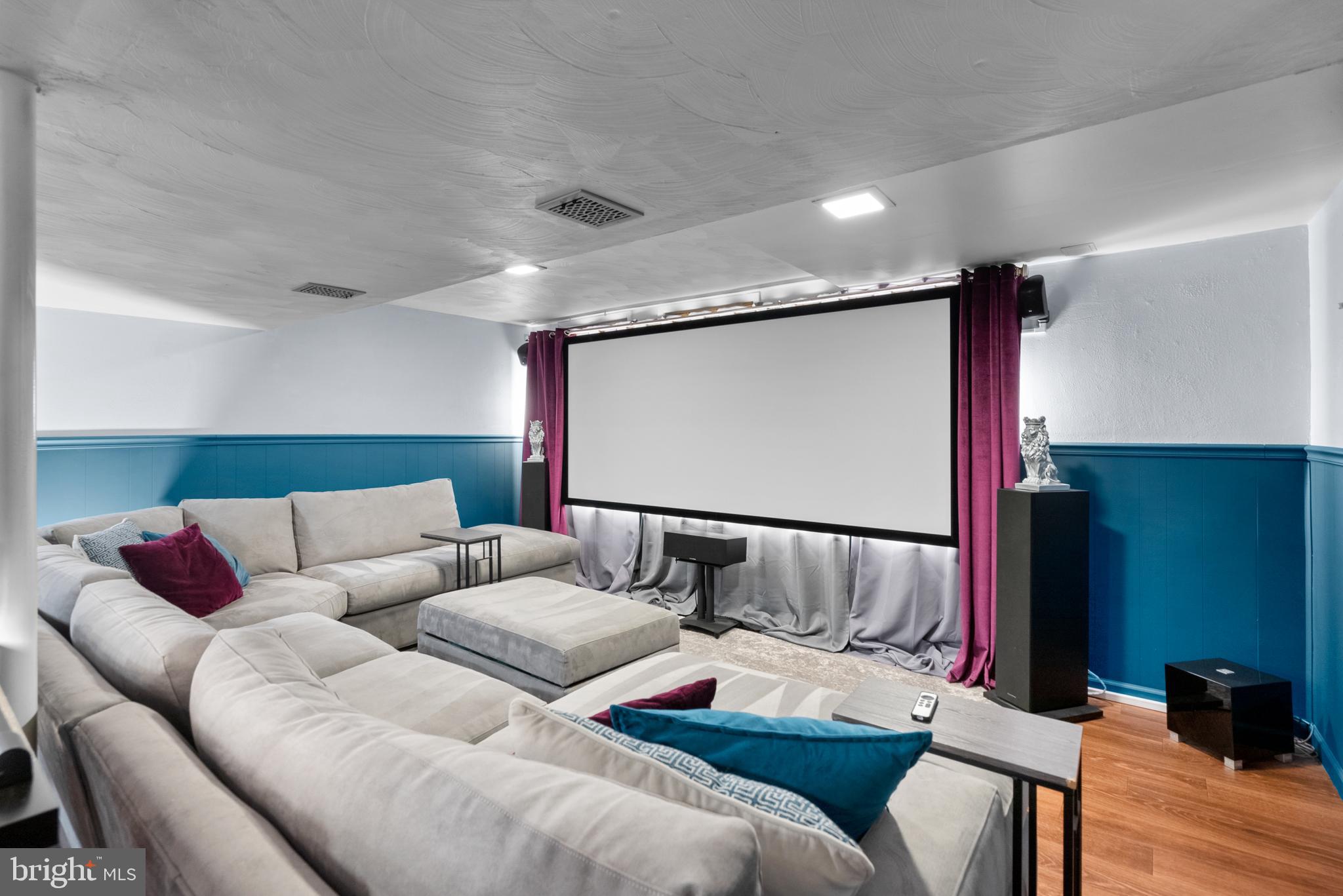 1949 Autumn Ridge Circle Silver Spring, MD 20906 - Photo 20 of 27 a living room with furniture and a couch