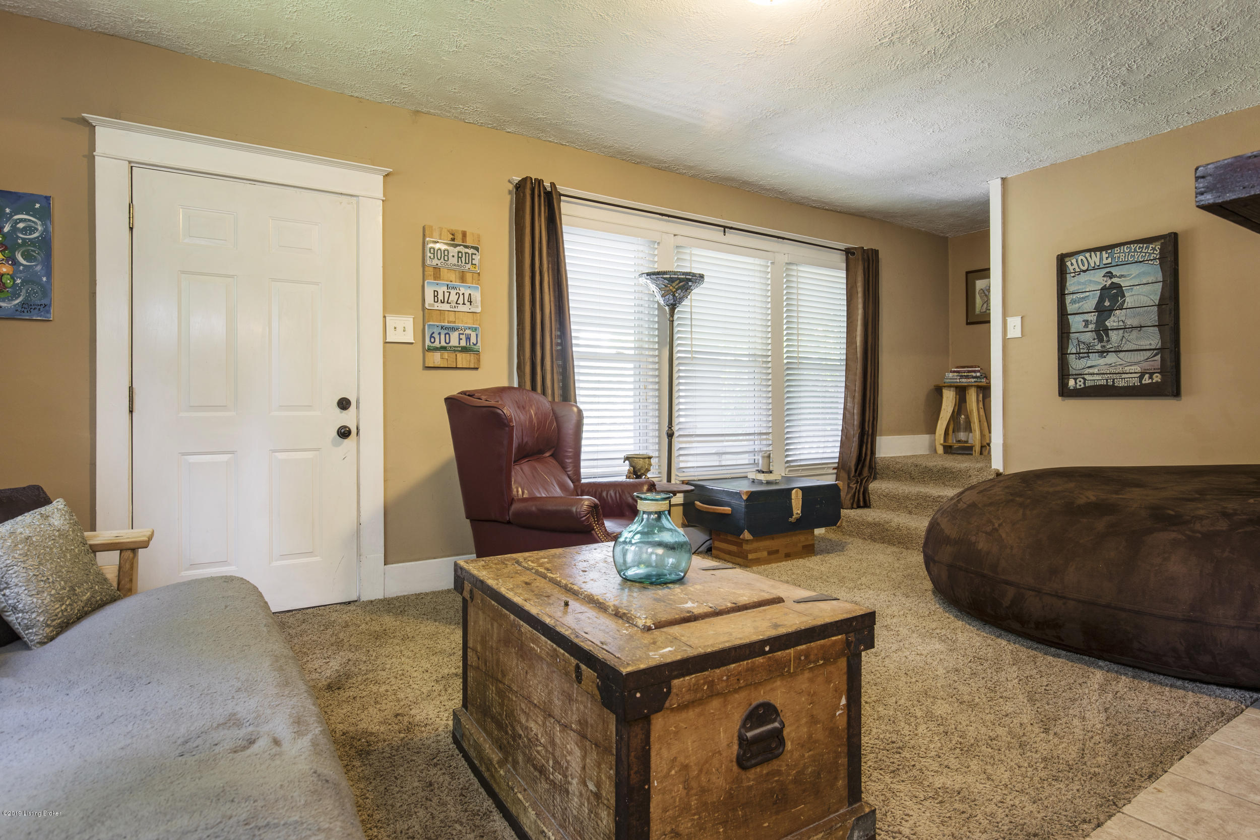 7516 River Road Prospect, KY 40059 - Photo 9 of 37 View From Dining to living