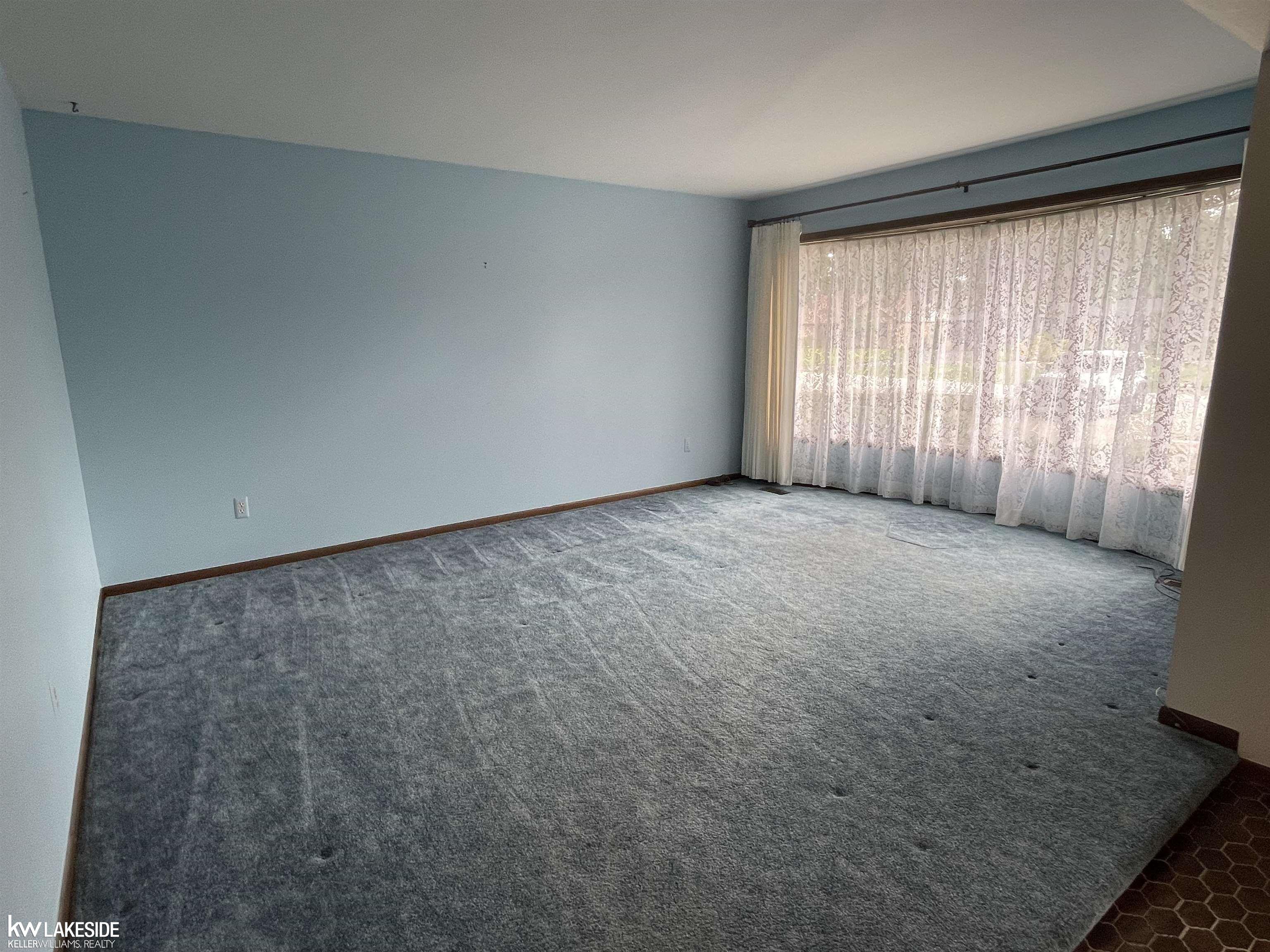 53971 Shelby Road Utica, MI 48316 - Photo 6 of 21 Gallery Image 6