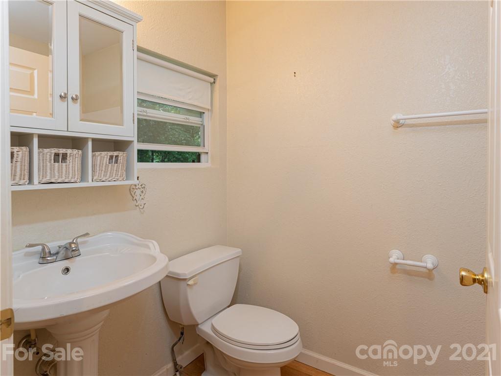 89 Sayles Town Road Fairview, NC 28730 - Photo 24 of 29 Gallery Image 24