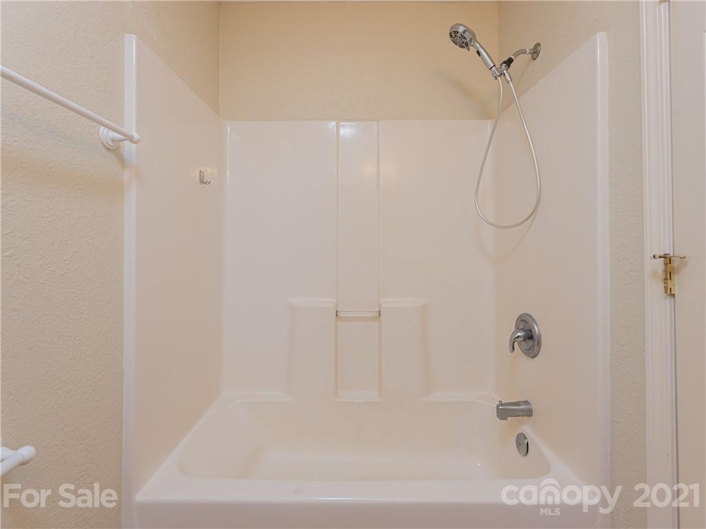 89 Sayles Town Road Fairview, NC 28730 - Photo 25 of 29 Gallery Image 25