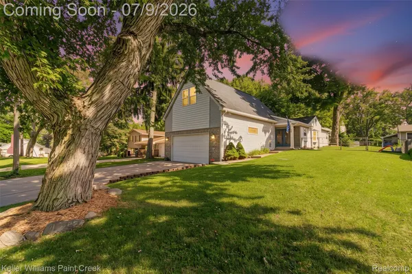 $325,000 | 3155 Beaumont Drive, Highland, MI 48356