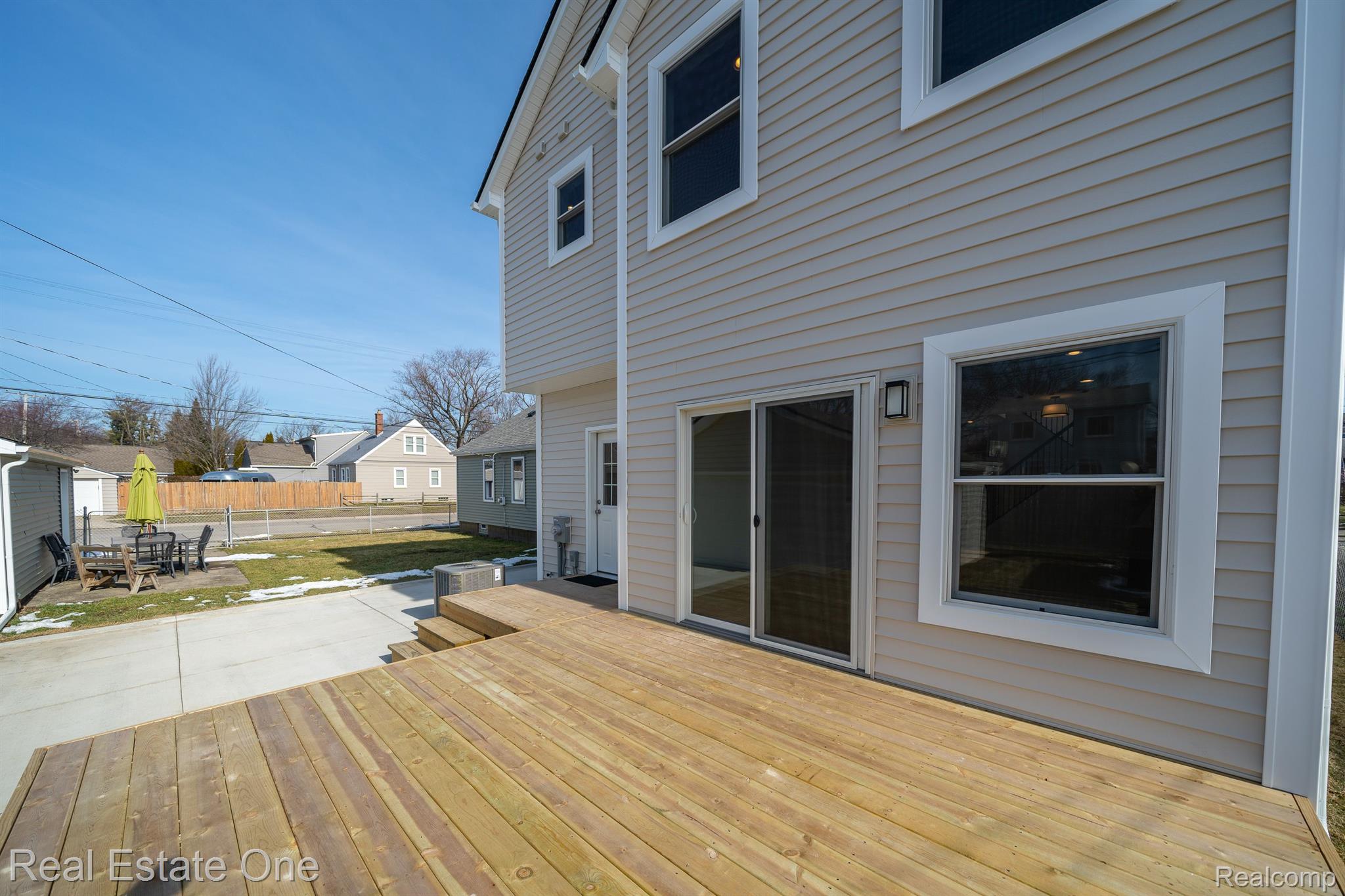 3169 Cumberland Road Berkley, MI 48072 - Photo 34 of 36 Large rear deck ideal for entertaining!