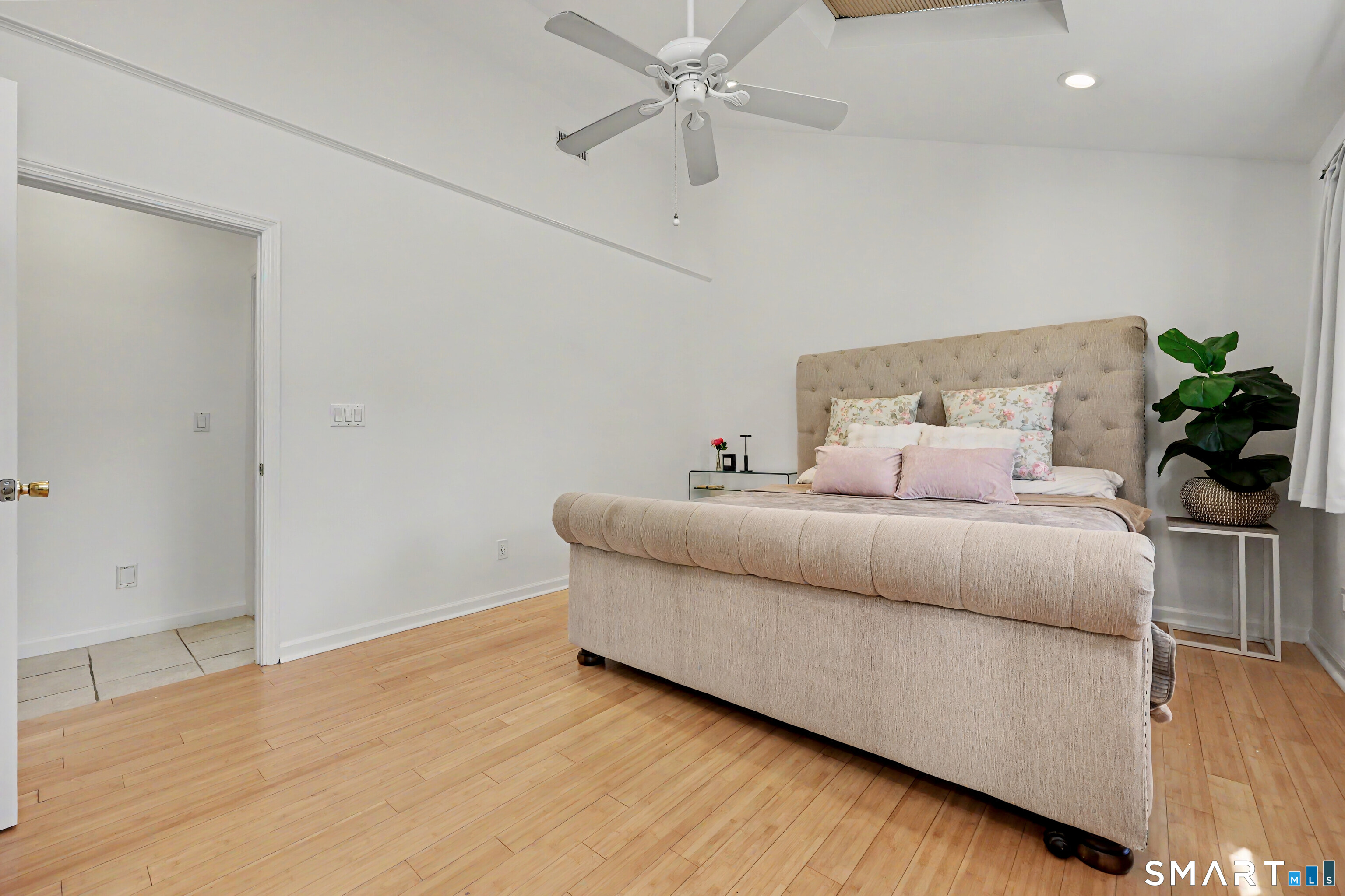 5 Caddy Road Norwalk, CT 06851 - Photo 20 of 36