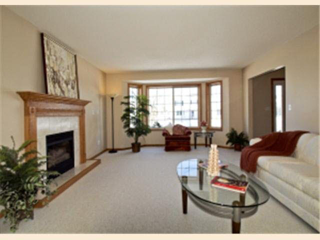 5211 Duvall Place Northwest Rochester, MN 55901 - Photo 4 of 27