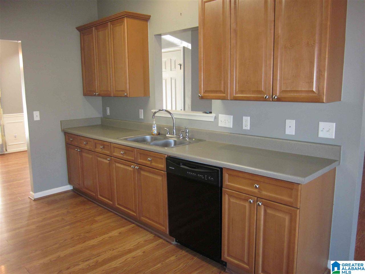 2008 Lake Circle Sterrett, AL 35147 - Photo 2 of 22