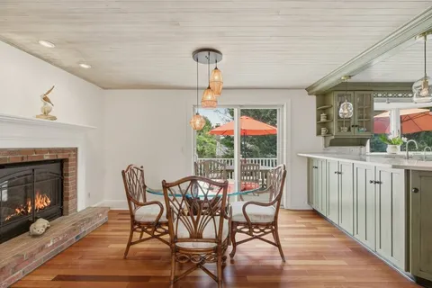 $1,350,000 | 189 Lambie Circle, Portsmouth, RI 02871