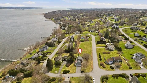 $1,350,000 | 189 Lambie Circle, Portsmouth, RI 02871