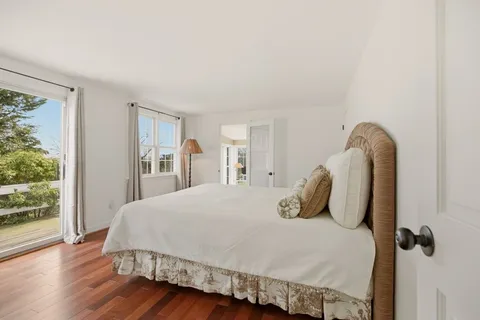 $1,350,000 | 189 Lambie Circle, Portsmouth, RI 02871