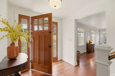 $1,350,000 | 189 Lambie Circle, Portsmouth, RI 02871