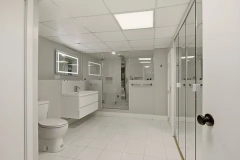 $1,350,000 | 189 Lambie Circle, Portsmouth, RI 02871