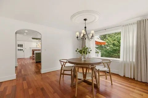 $1,350,000 | 189 Lambie Circle, Portsmouth, RI 02871