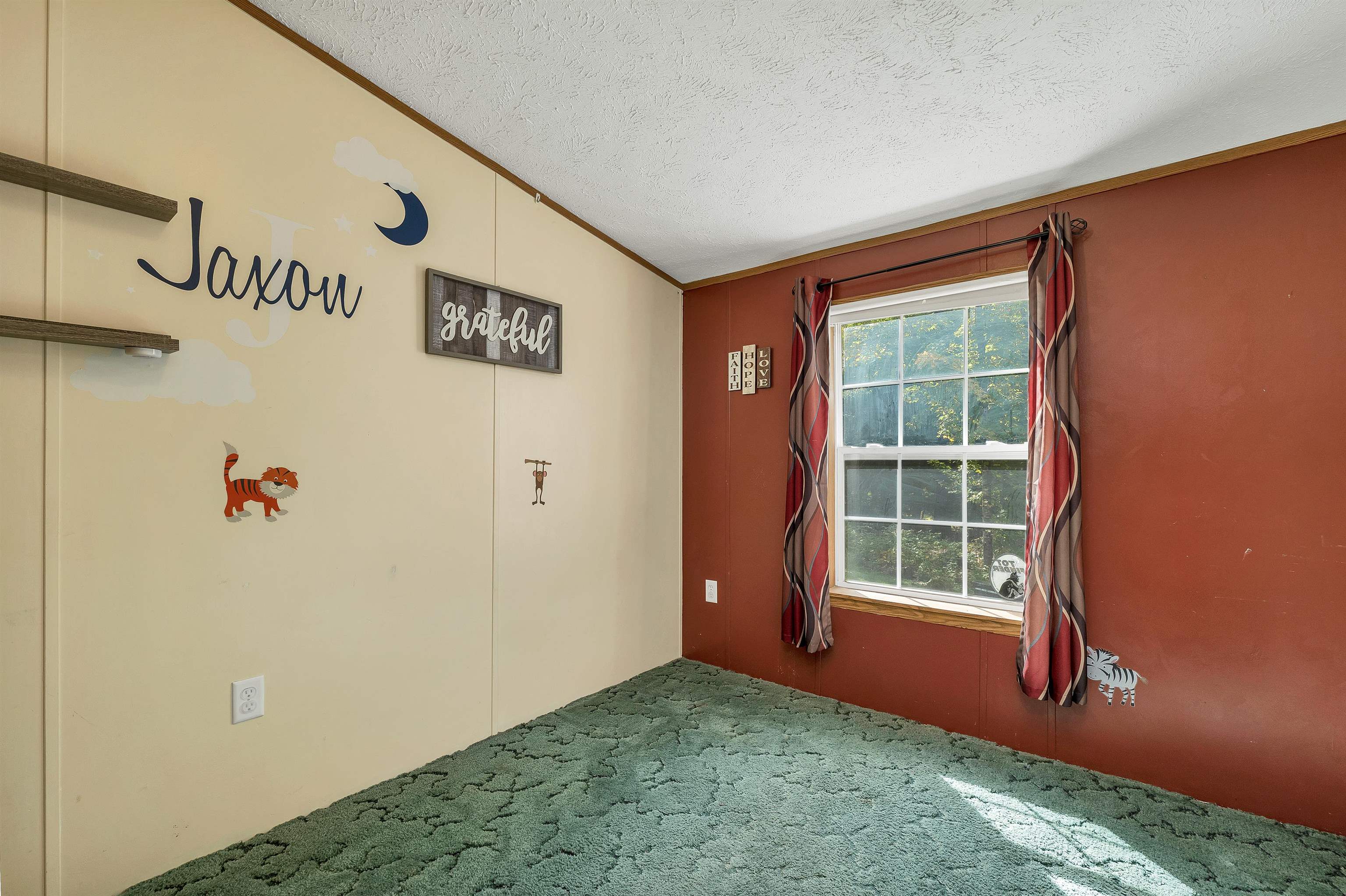 131 Upper Oxbow Road New Hampton, NH 03256 - Photo 18 of 32 Gallery Image 18