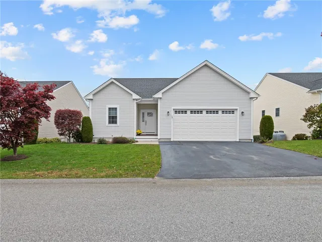 $575,000 | 13 Pine Grove Lane, Coventry, RI 02816