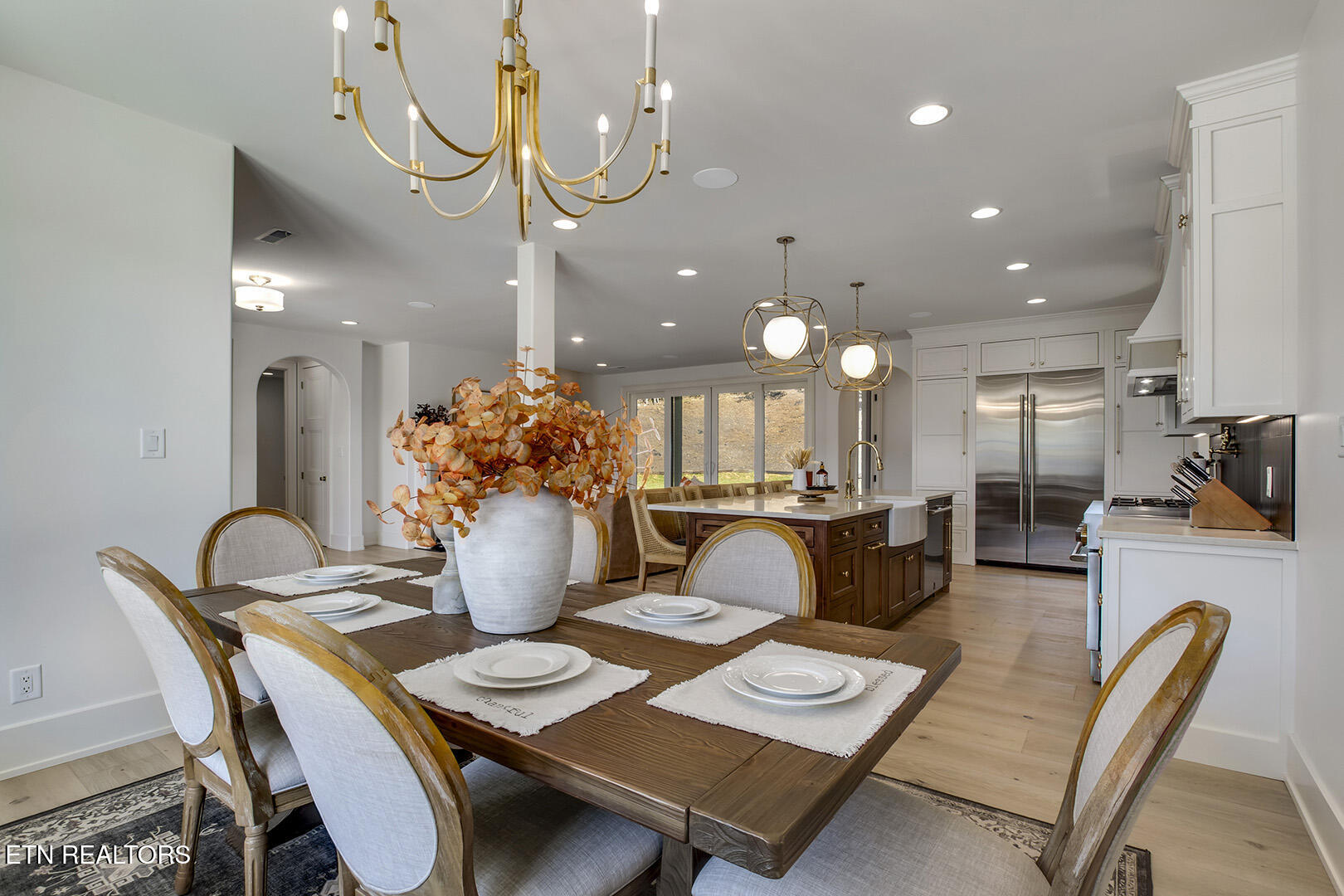 27022 Hines Valley Road Loudon, TN 37774 - Photo 15 of 60 15_HinesValleyRoad_27022_Dining02