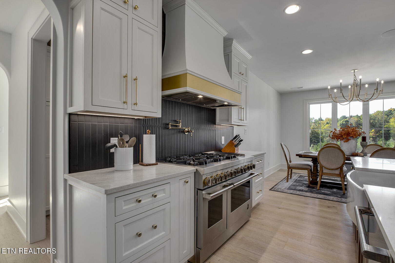 27022 Hines Valley Road Loudon, TN 37774 - Photo 18 of 60 18_HinesValleyRoad_27022_Kitchen02