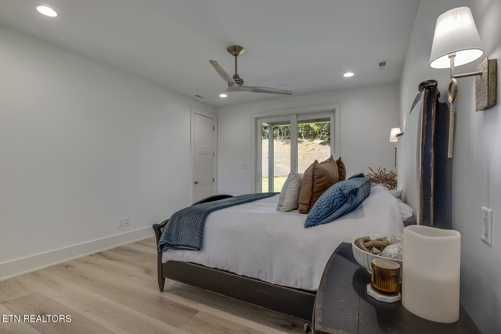 27022 Hines Valley Road Loudon, TN 37774 - Photo 32 of 60 32_HinesValleyRoad_27022_MasterBedroom01