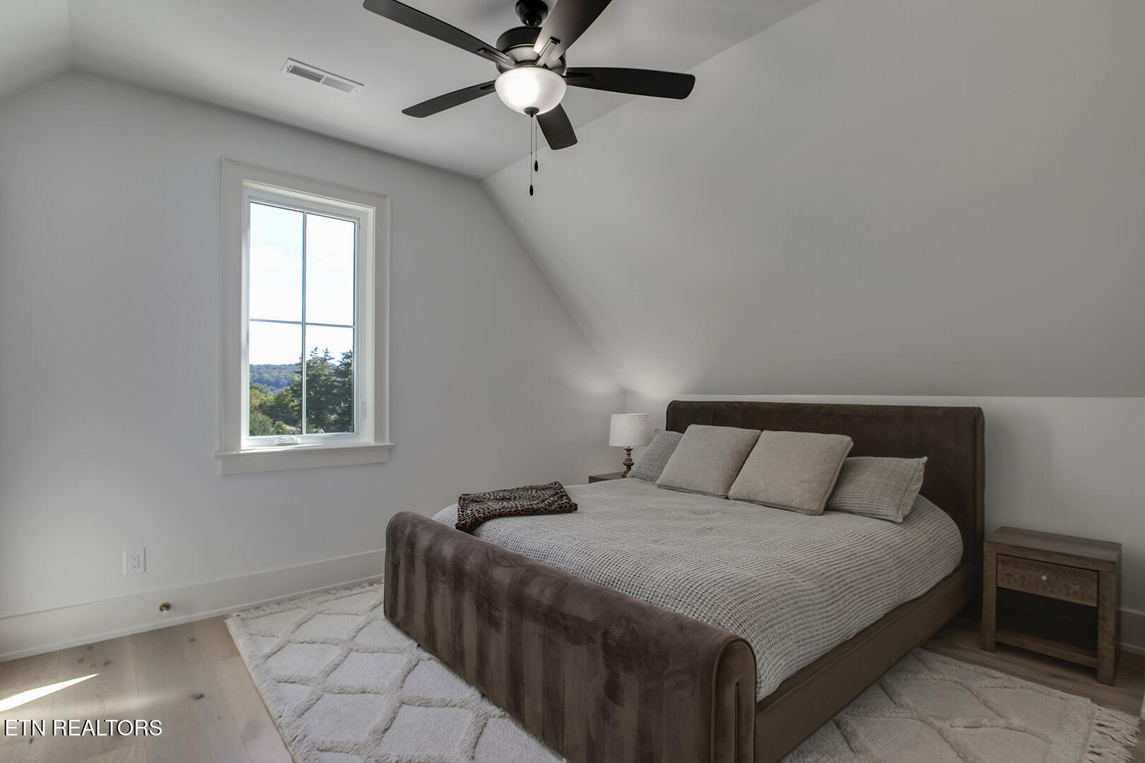 27022 Hines Valley Road Loudon, TN 37774 - Photo 46 of 60 46_HinesValleyRoad_27022_Bedroom5