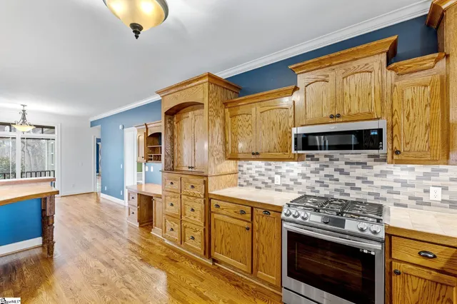 $789,000 | 144 Century Court, Gray Court, SC 29645