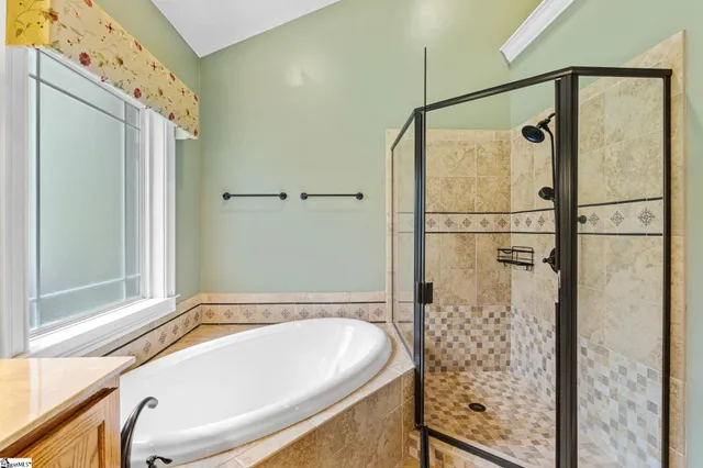 $789,000 | 144 Century Court, Gray Court, SC 29645