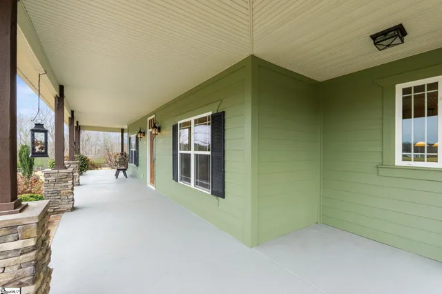 $789,000 | 144 Century Court, Gray Court, SC 29645