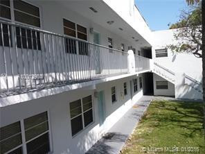 1925 Madison Street, Unit 11 Hollywood, FL 33020 - Photo 3 of 8 Photo 3