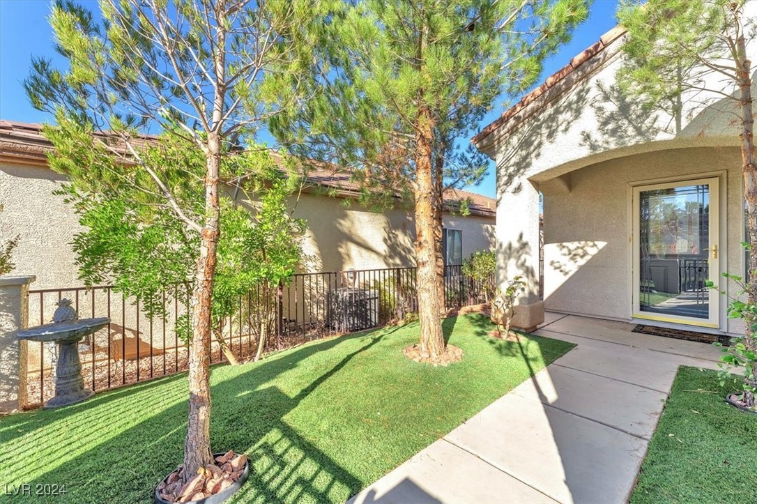 3044 Monroe Park Road Henderson, NV 89052 - Photo 4 of 25 Gallery Image 4