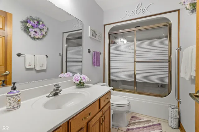 $469,900 | 6611 South 500 East, Gas City, IN 46933