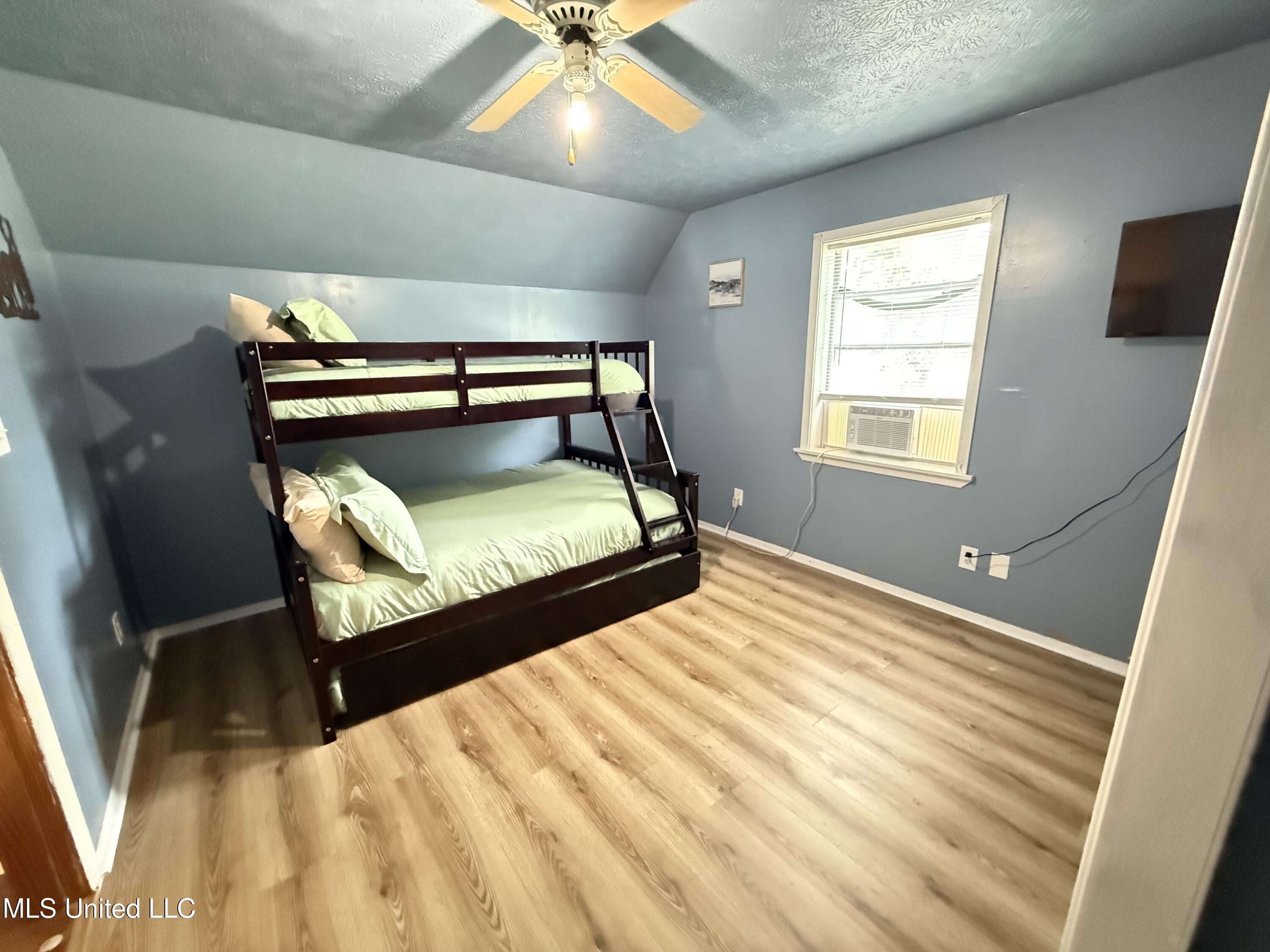 98 Ashley Street Vicksburg, MS 39183 - Photo 13 of 14 IMG_2736