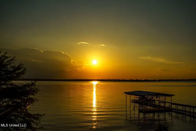 $169,900 | 98 Ashley Street, Vicksburg, MS 39183