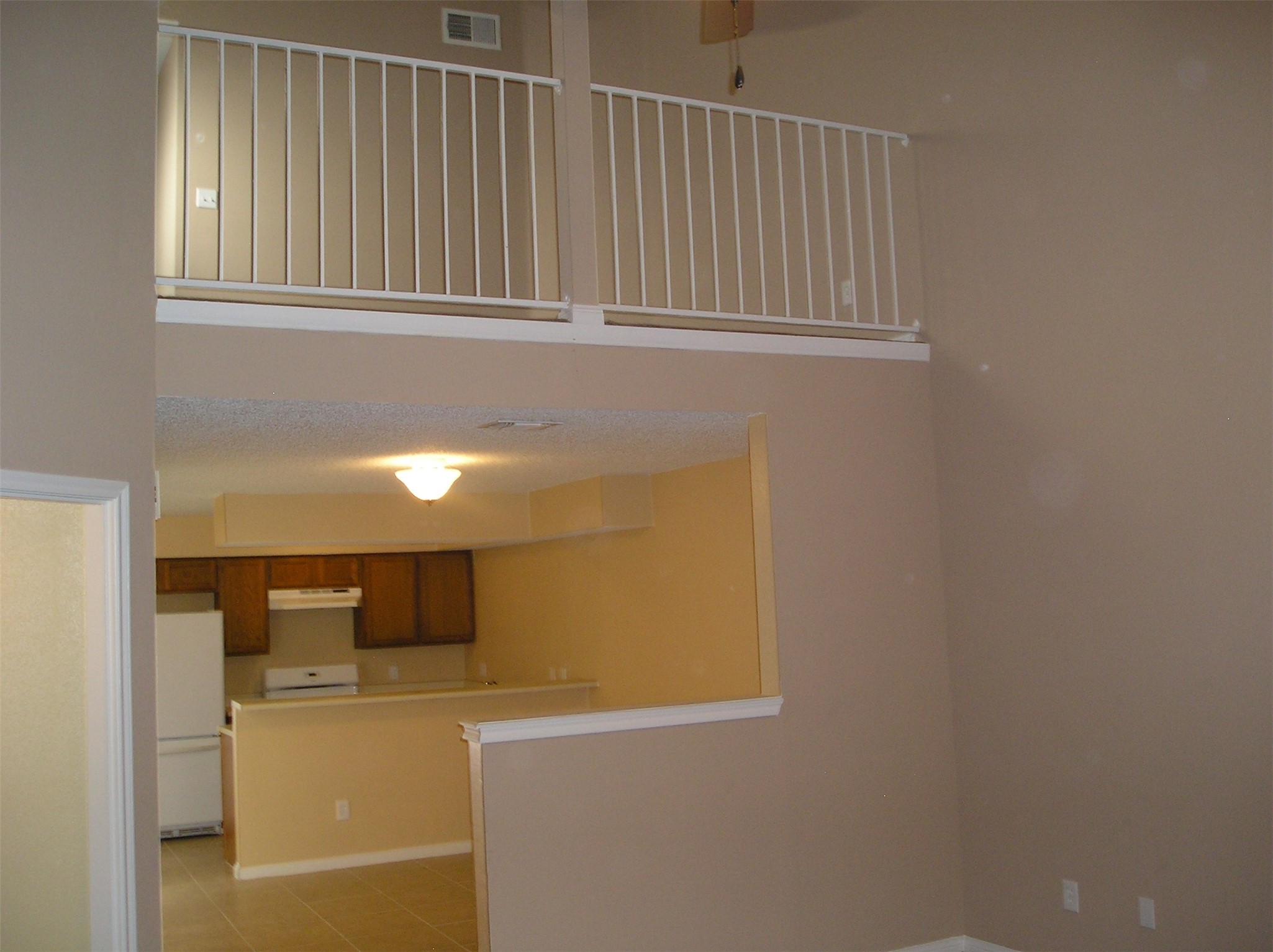 5810 Twisted Pine Court, Unit B Houston, TX 77039 - Photo 6 of 11
