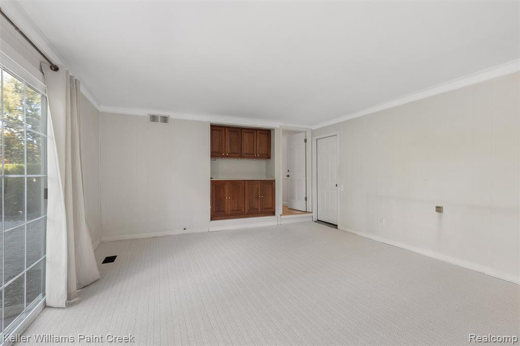 1390 Chestnut Lane Rochester Hills, MI 48309 - Photo 18 of 42 Gallery Image 18