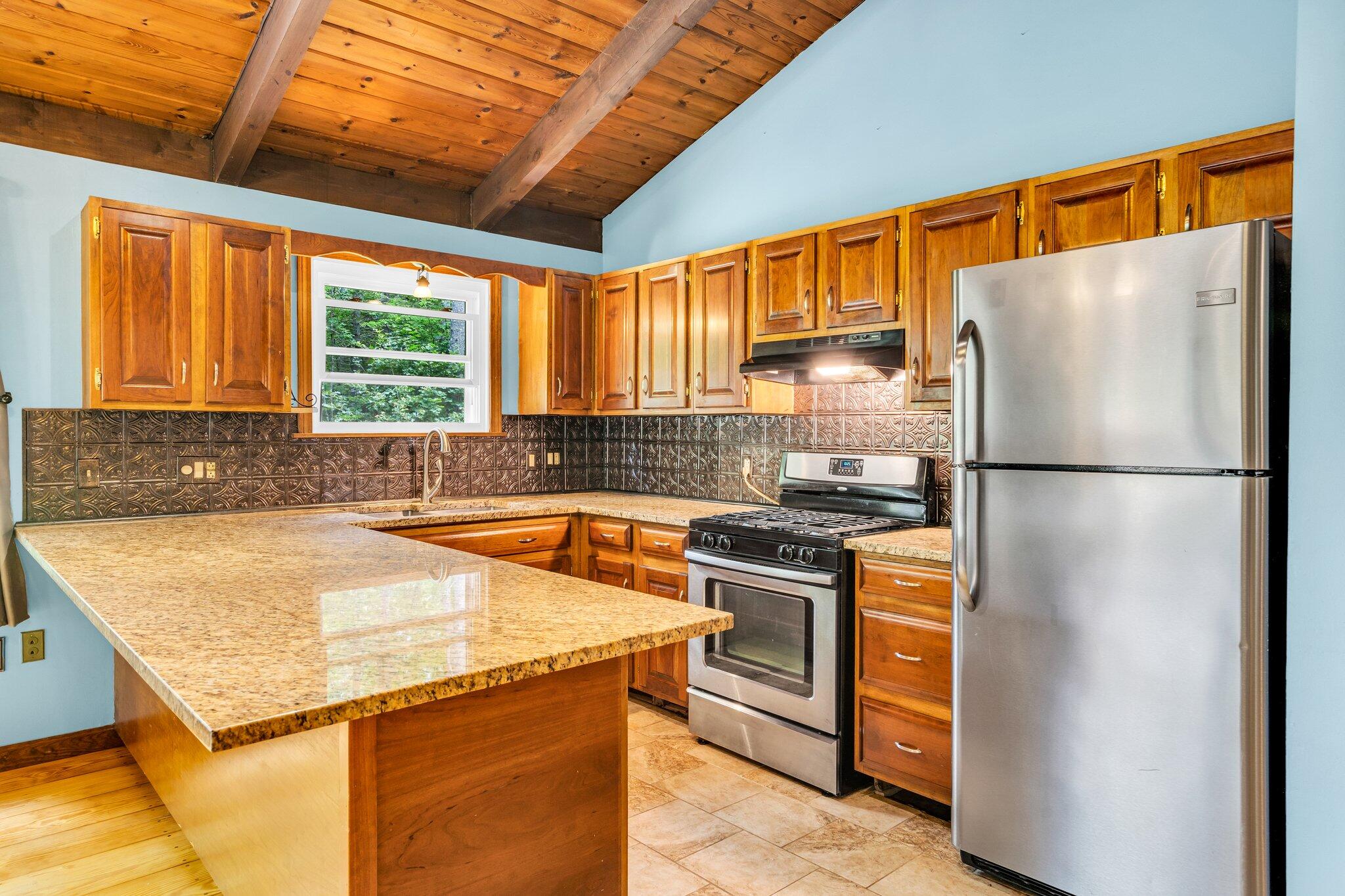 76 Ridgeway Circle Waterboro, ME 04061 - Photo 8 of 24 kitchenview2