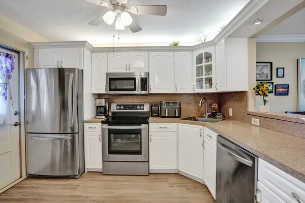 $337,900 | 2850 North Palm Aire Drive, Unit 401, Pompano Beach, FL 33069