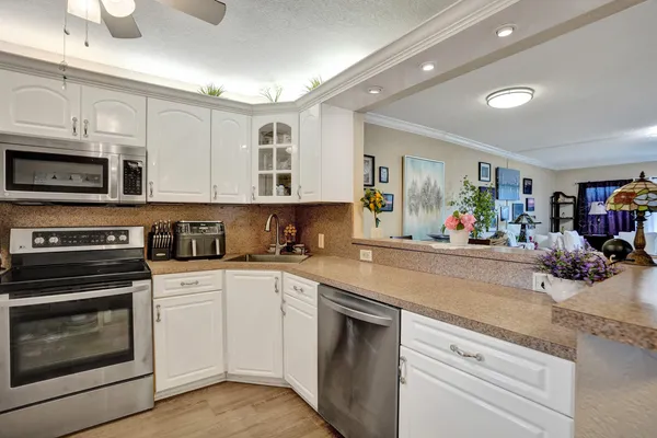 $337,900 | 2850 North Palm Aire Drive, Unit 401, Pompano Beach, FL 33069