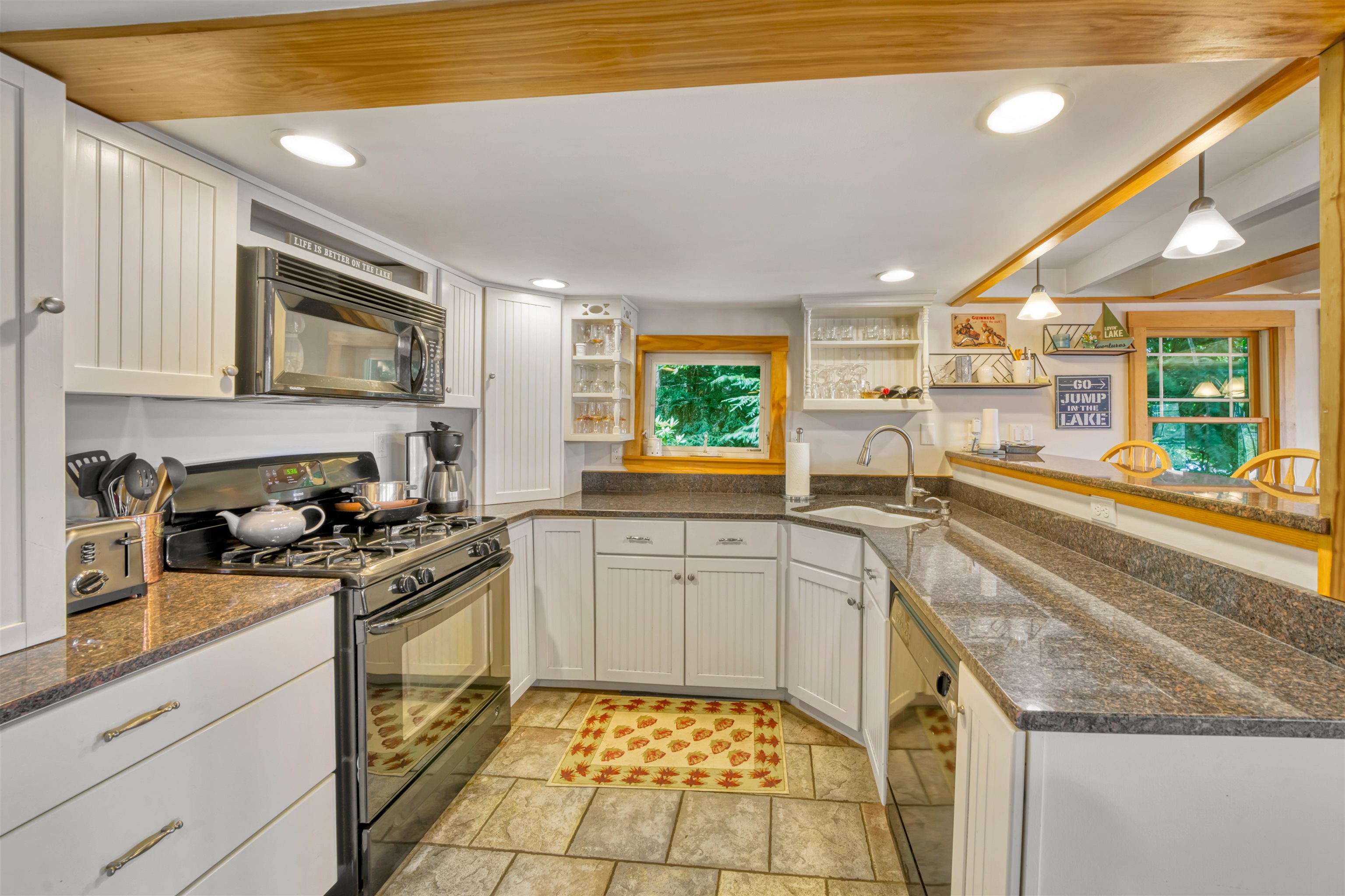 18 Edgemont Landing Newbury, NH 03255 - Photo 6 of 37