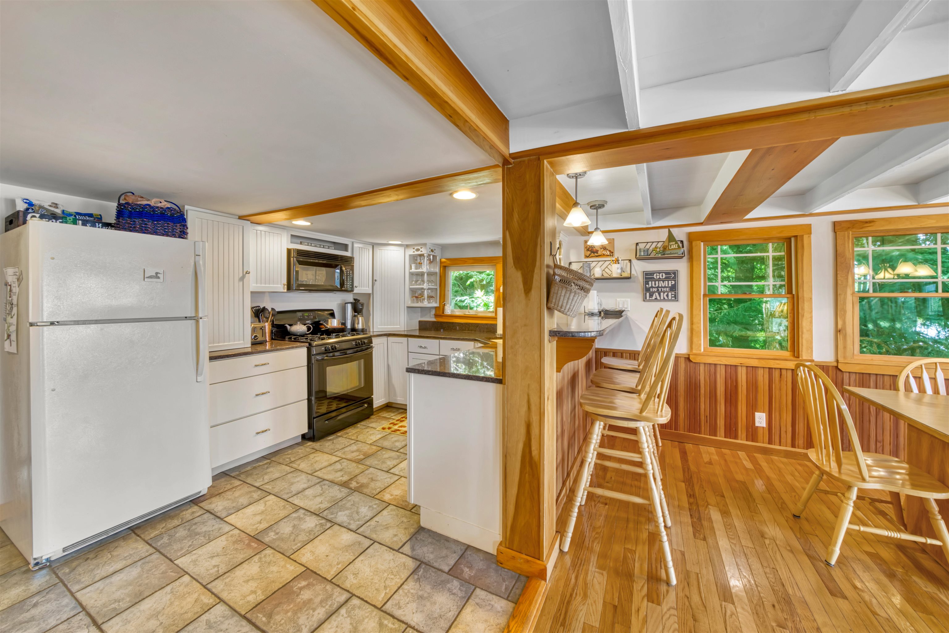 18 Edgemont Landing Newbury, NH 03255 - Photo 7 of 37