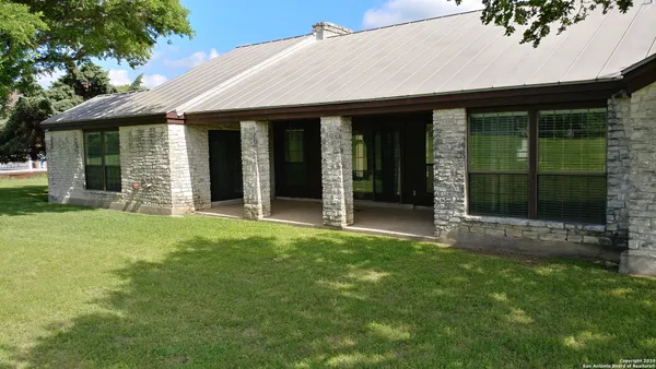 $2,450 | 29769 Grand Turf, Fair Oaks Ranch, TX 78015