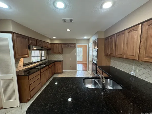 $2,450 | 29769 Grand Turf, Fair Oaks Ranch, TX 78015