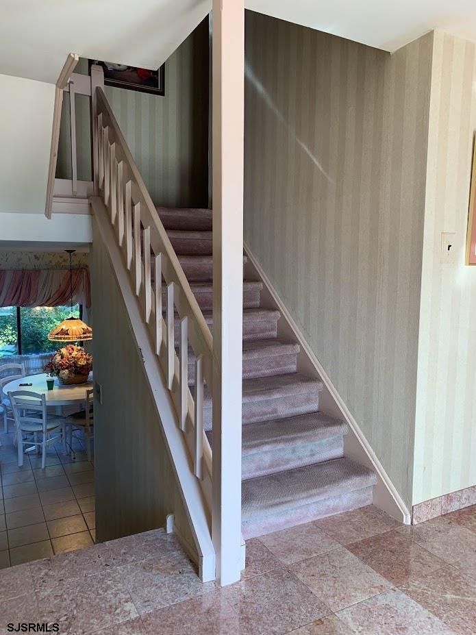 16 Greenbriar Road Marmora, NJ 08223 - Photo 6 of 37 a view of entryway