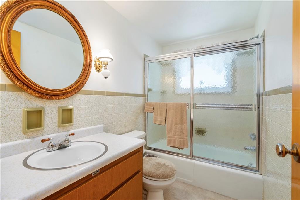1046 Sun Valley Road Irwin, PA 15642 - Photo 15 of 26 Gallery Image 15