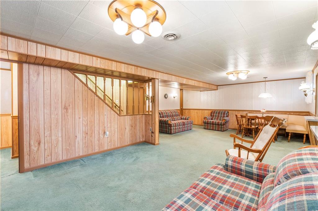1046 Sun Valley Road Irwin, PA 15642 - Photo 17 of 26 Gallery Image 17