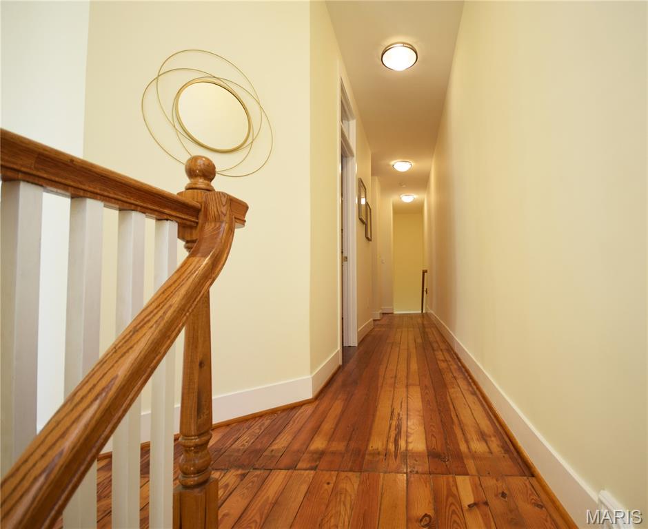 4271 Russell Boulevard St. Louis, MO 63110 - Photo 13 of 28