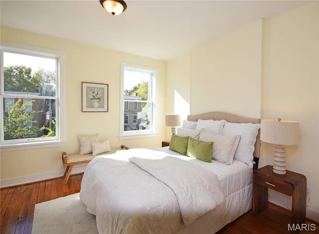 $399,000 | 4271 Russell Boulevard, St. Louis, MO 63110